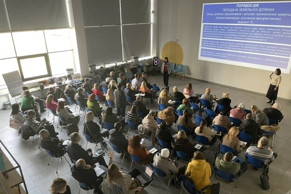 Оформлення земельних ділянок та благоустрою територій